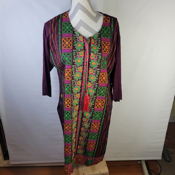Pakistani Linen Embroidered long Tunic Top Size XL Maroon Beautiful Embroidery - Picture 1 of 14